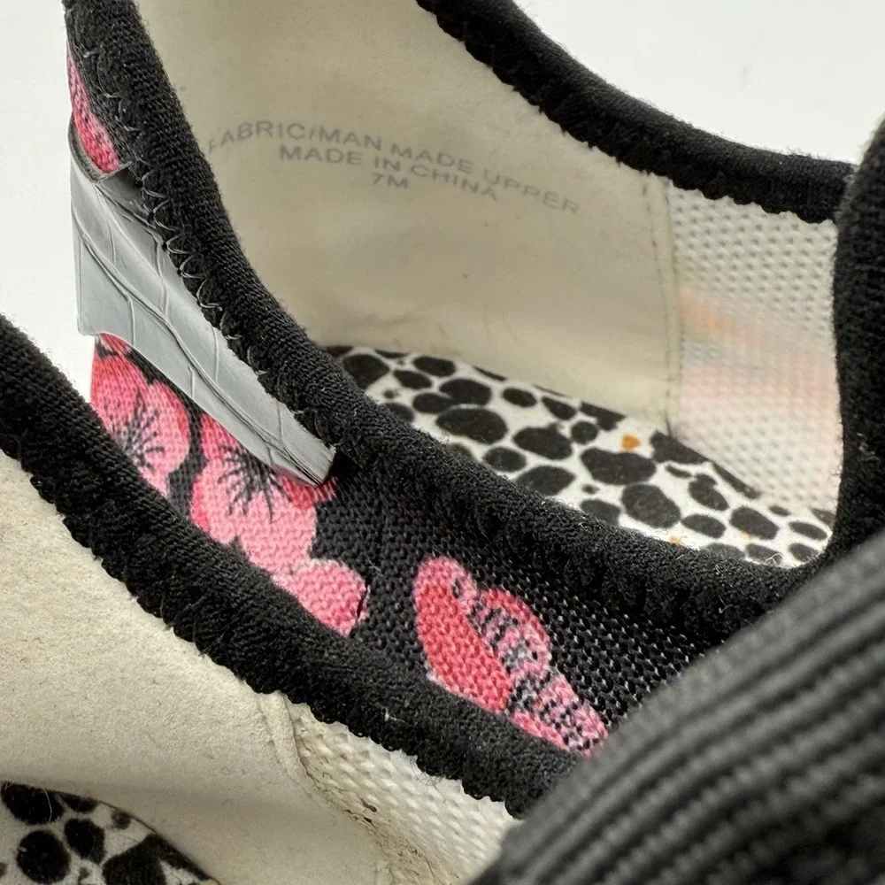 Urban Sport‎ By J/Slides Black Pink Cherry blossom? Mesh Knit Sneakers Sz 7
